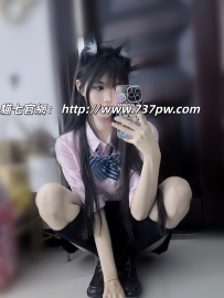 #新人報到 ｜   天使笑容＋粉嫩三點，膚白