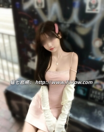 甜心少女 笑起來會露酒窩的鄰家女孩。